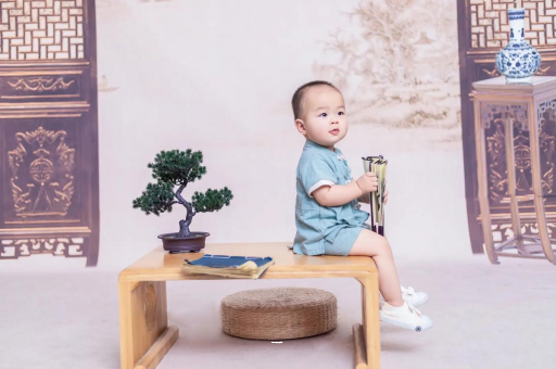 崇左宝宝几个月可以笑出声