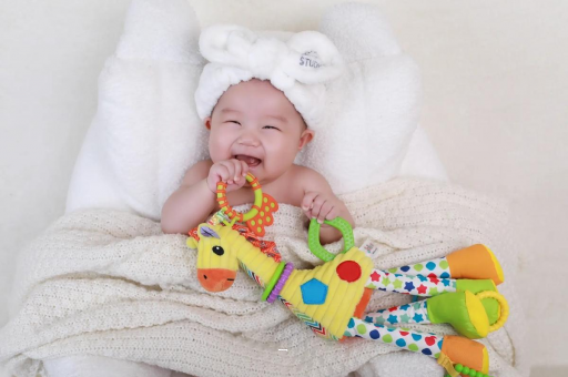 崇左宝宝为什么会吐奶